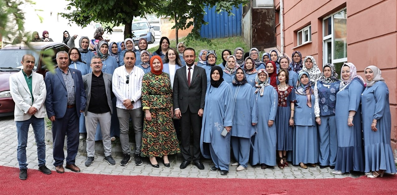Başkan Yardımcısı Ertekin'den el emeğine ziyaret