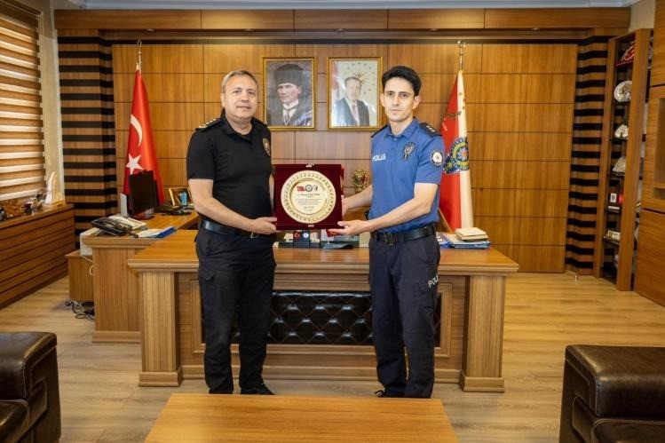 Başkomiser Özene veda töreni