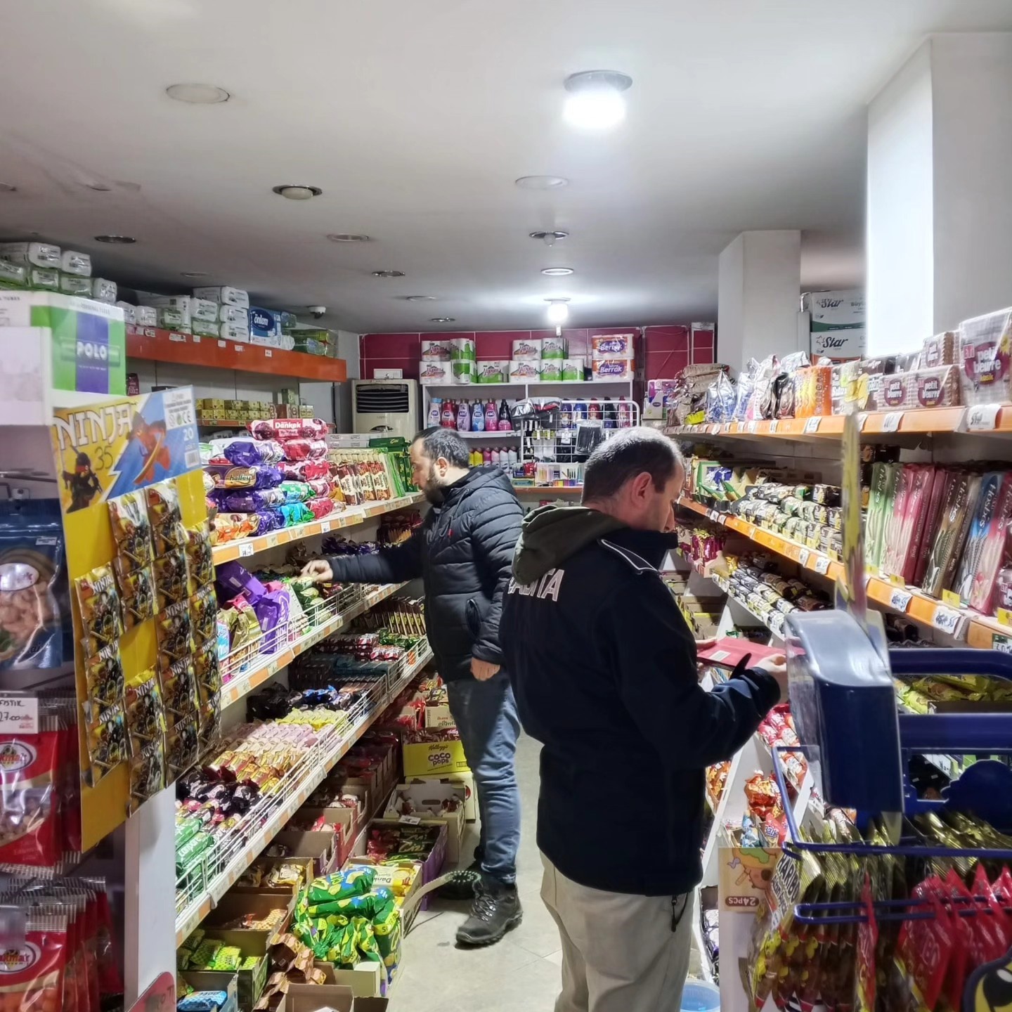 Bayırköyde yılbaşı öncesi gıda ve esnaf denetimleri gerçekleştirildi