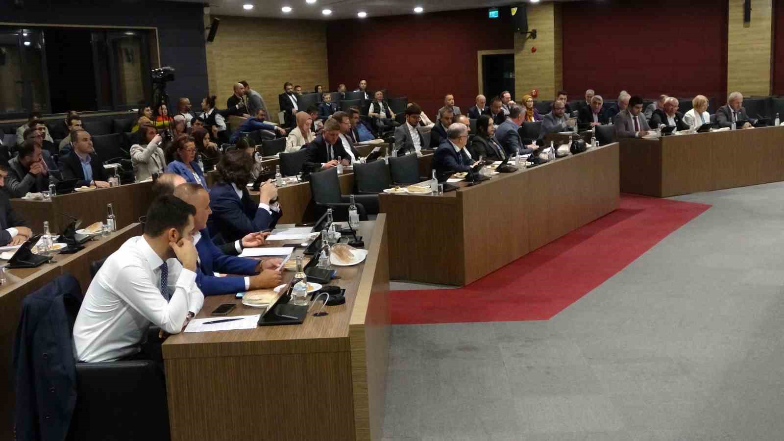 Hedefimiz halkın en iyi belediye hizmetini almasını sağlamak