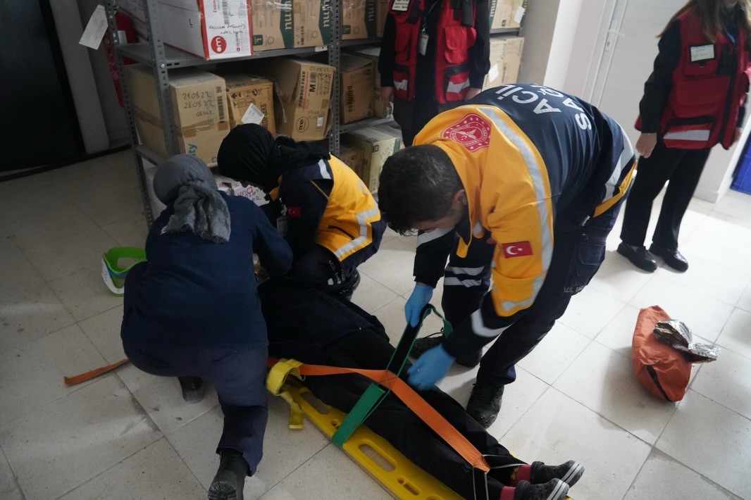 Bilecik Eğitim ve Araştırma Hastanesinde kırmızı kod tatbikatı gerçekleştirildi