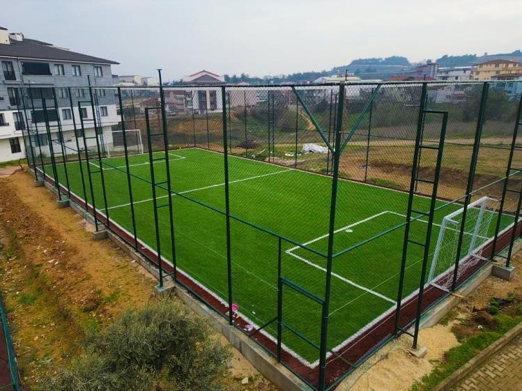 Bilecike yeni halı saha kazandırıldı