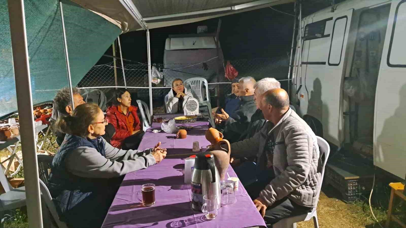 Bilecikin gözdesi Kınık Köyü, kamp ve karavan tutkunlarını ağırlıyor