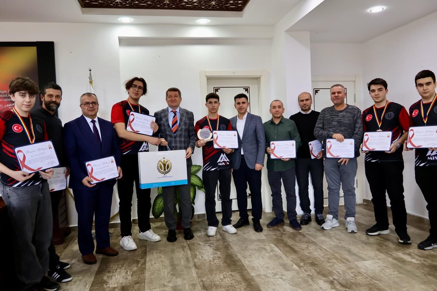 Bilecikli öğrenci ve öğretmenlerden dünya üçüncülüğü