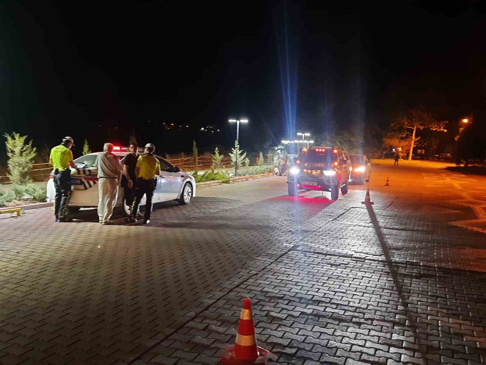 Bilecikte 187 sürücüye trafik cezası yazıldı