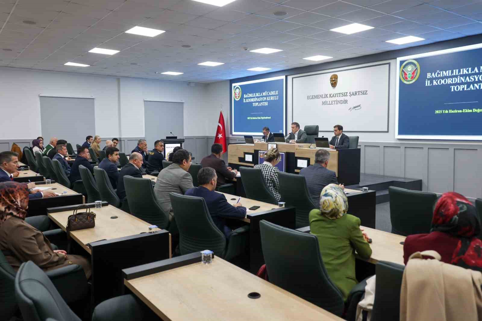 Bilecik'te bağımlılıkla mücadele çalışmaları masaya yatırıldı