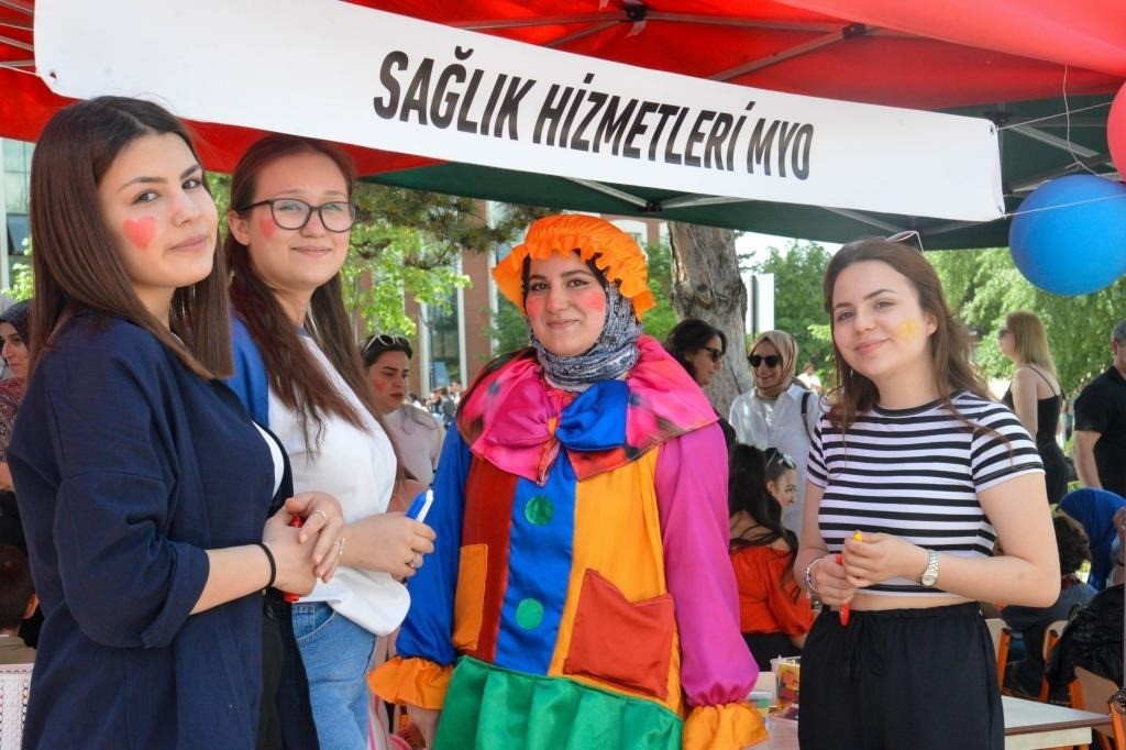 Bilecikte Bilim ve Kültür Şenliğine binlerce kişi katıldı