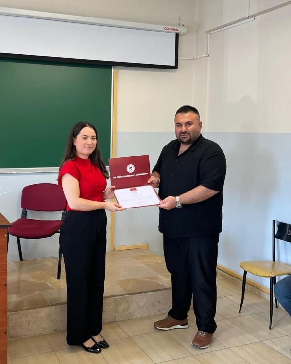Bilecikte ‘Bir Mezun Bir Hikâye söyleşisi öğrencilerle buluştu
