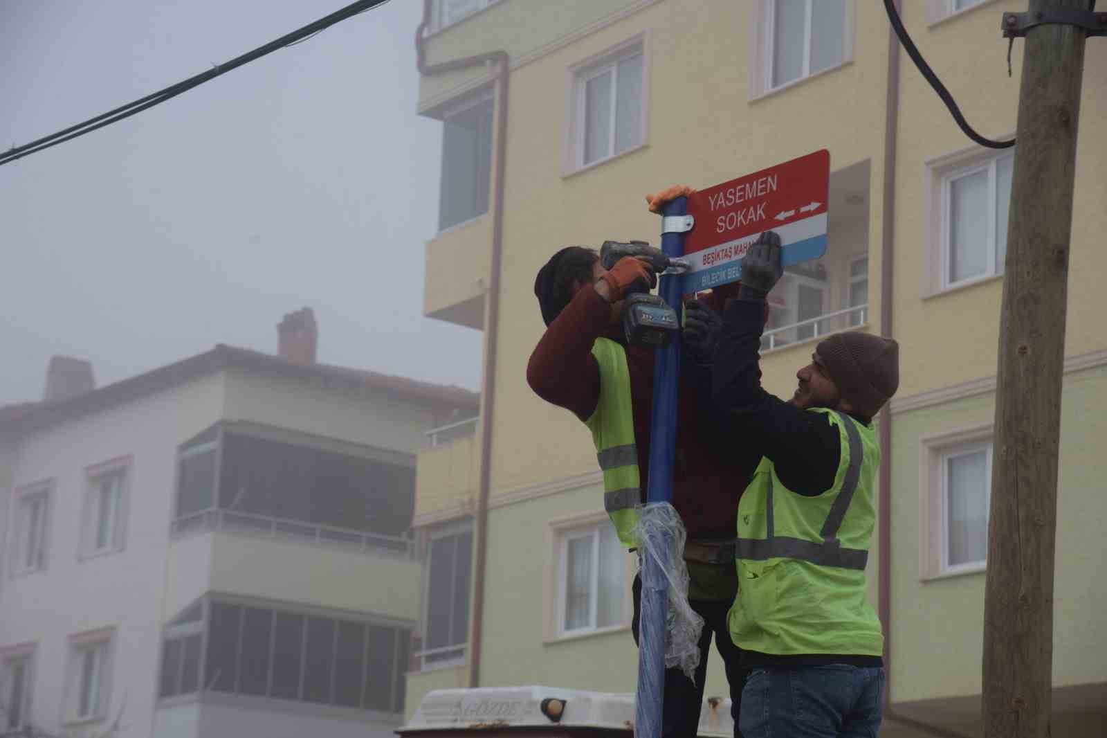 Bilecikte cadde ve sokak tabelaları yenileniyor