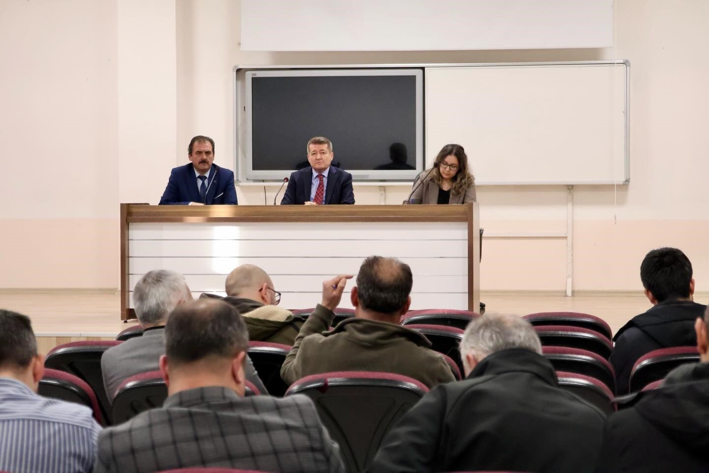 Bilecikte devamsızlıkla mücadele toplantısı gerçekleştirildi