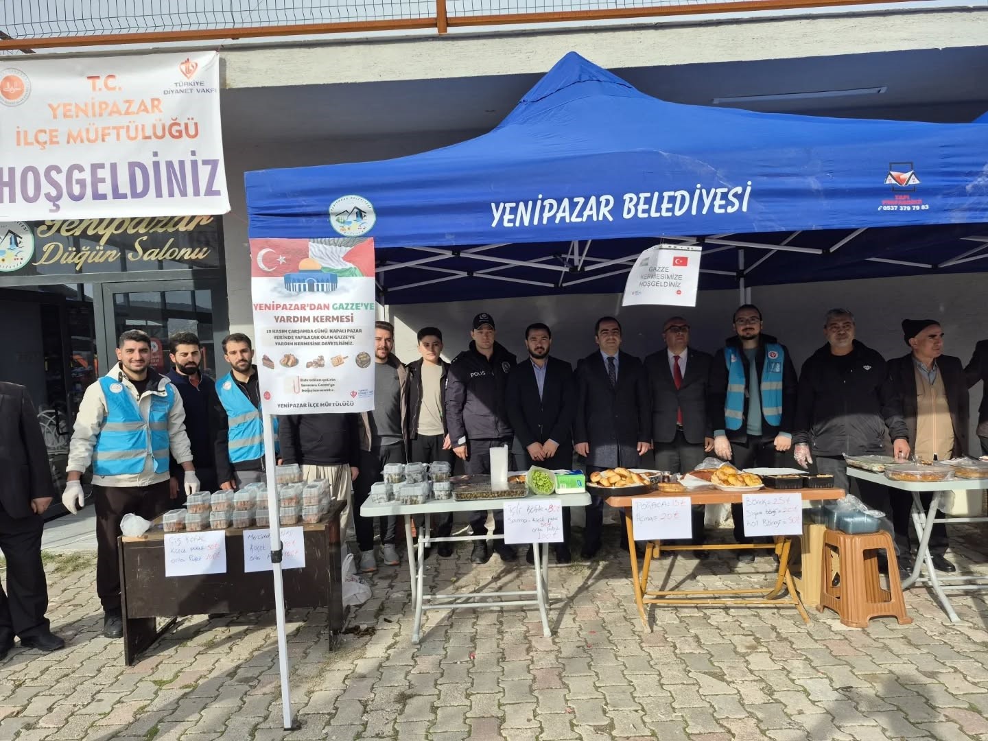 Bilecikte Gazze yararına hayır çarşısı düzenlendi