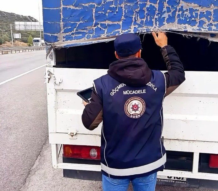 Bilecik'te göçmen kaçakçılığı ve hudut kapıları denetimleri