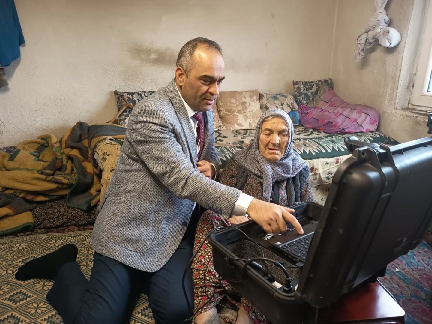 Bilecikte kamu hizmeti büyüklerin ayağına gitti