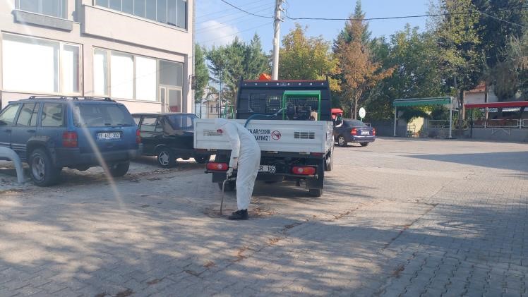 Bilecikte kışlak ilaçlama çalışmaları sürüyor