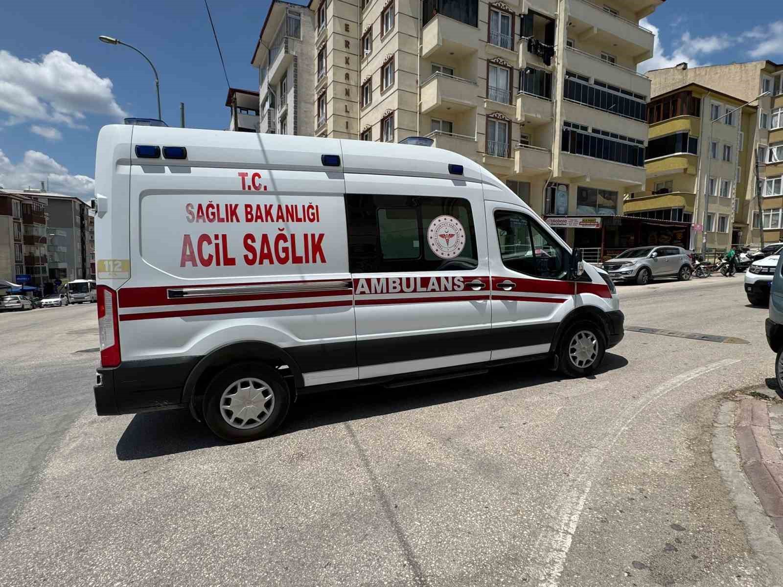 Bilecik'te otomobilin çarptığı çocuk yaralandı