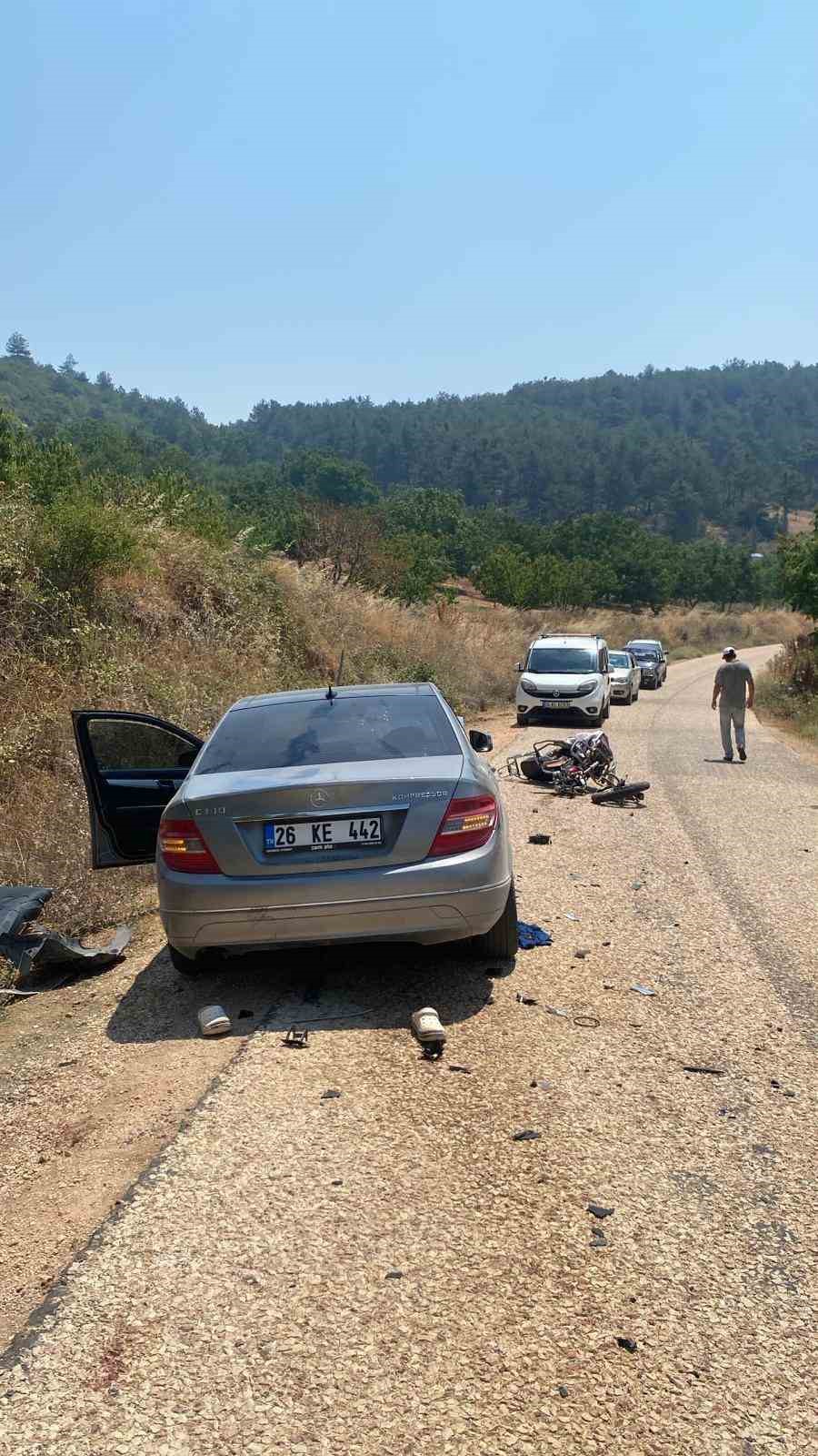 Bilecik'te plakasız motosiklet ile otomobil çarpıştı: 1 ölü, 1 yaralı