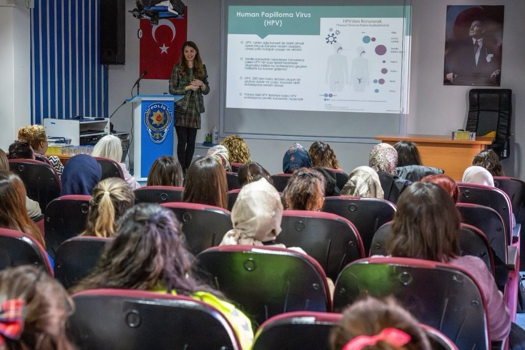 Bilecikte rahim ağzı kanseri farkındalık semineri