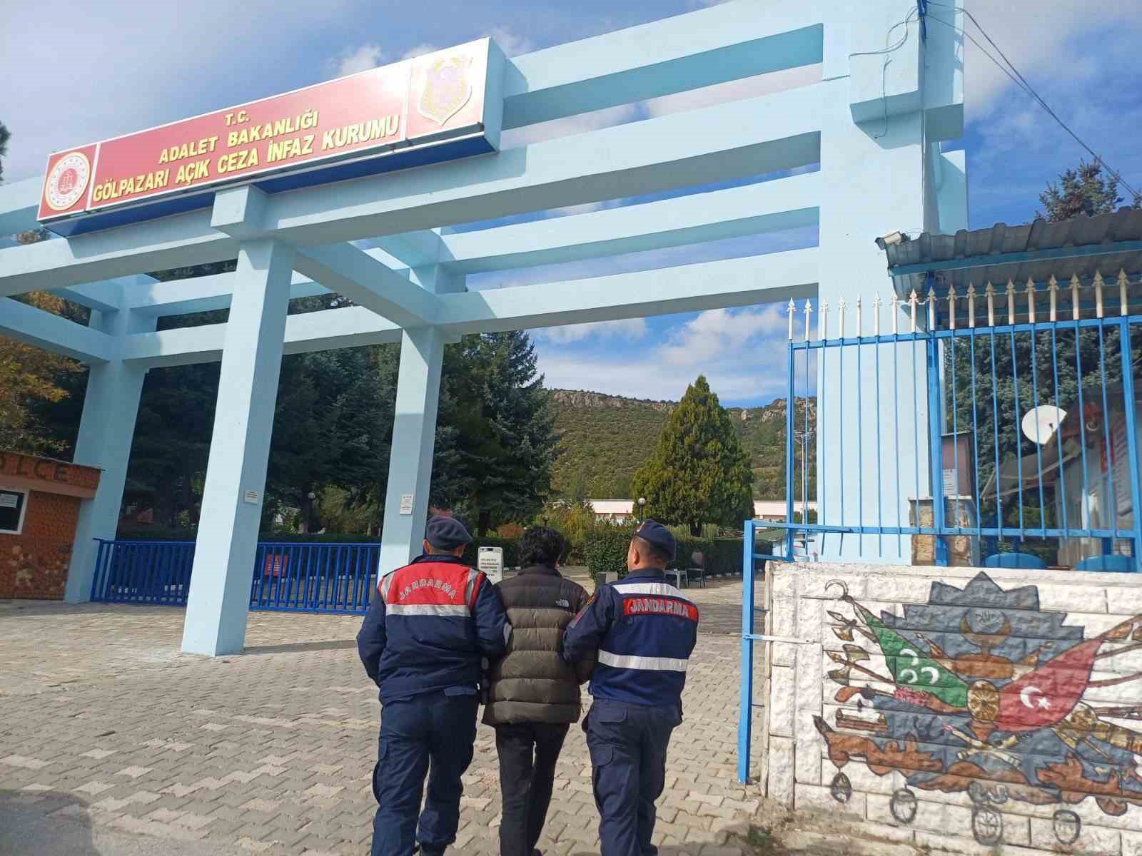 Bilecikte suç makinası yakalandı