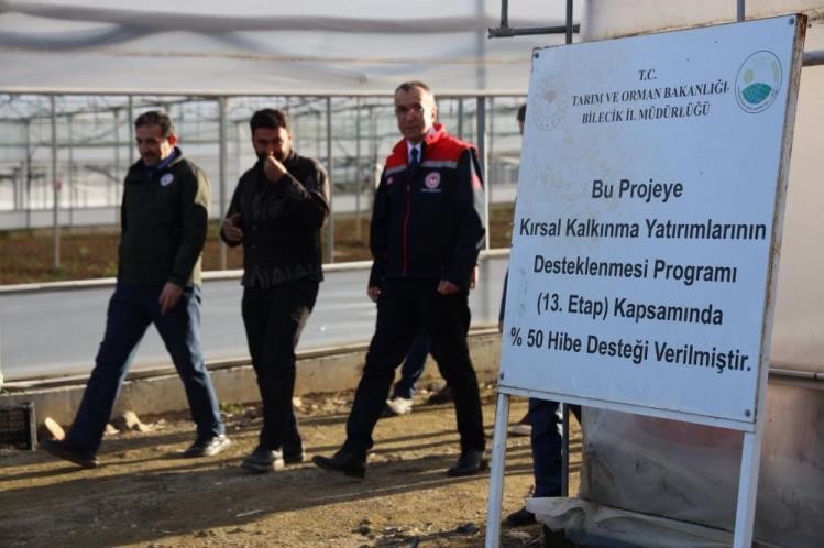 Bilecikte yüzde 50 hibeli modern sera üretime katkı sağlıyor