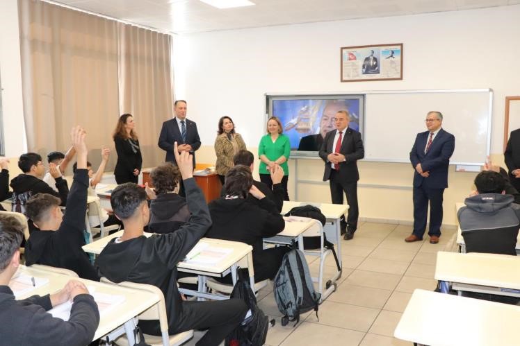 Bozüyükte Kaymakam ve Milli Eğitim Müdüründen okul ziyaretleri