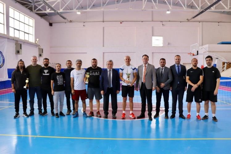 Bozüyükte öğretmenler sporla buluştu