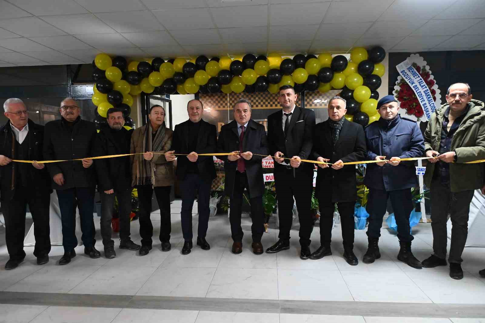 Bozüyükte Taksiciler ve Taksi Dolmuşçuları Derneği Ofisi hizmete girdi