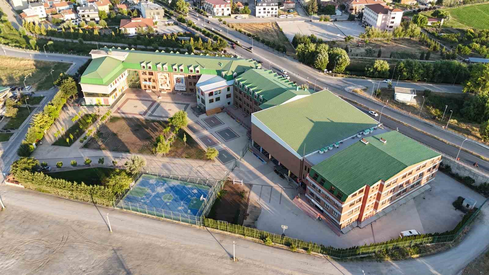 Büyükerşen'in vakfına kayyum atandı