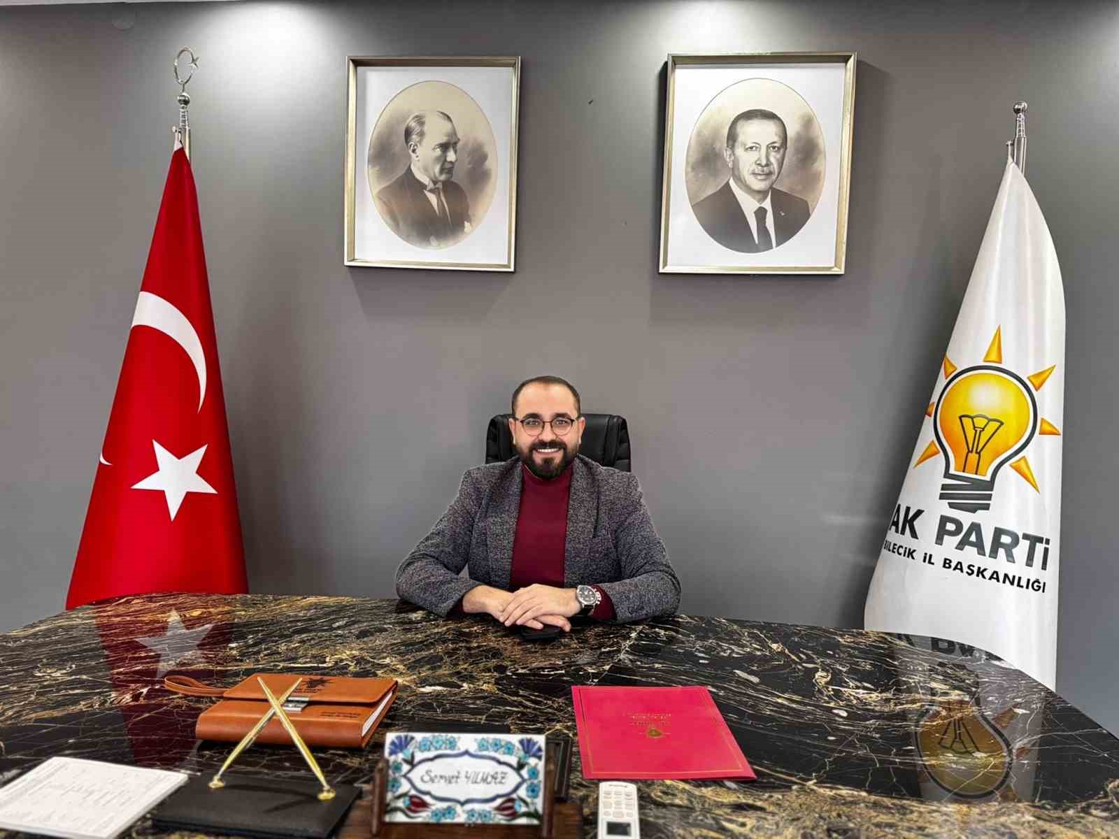 CHPli Bilecik Belediyesinden çalışanlarına zorla parti üyeliği iddiası
