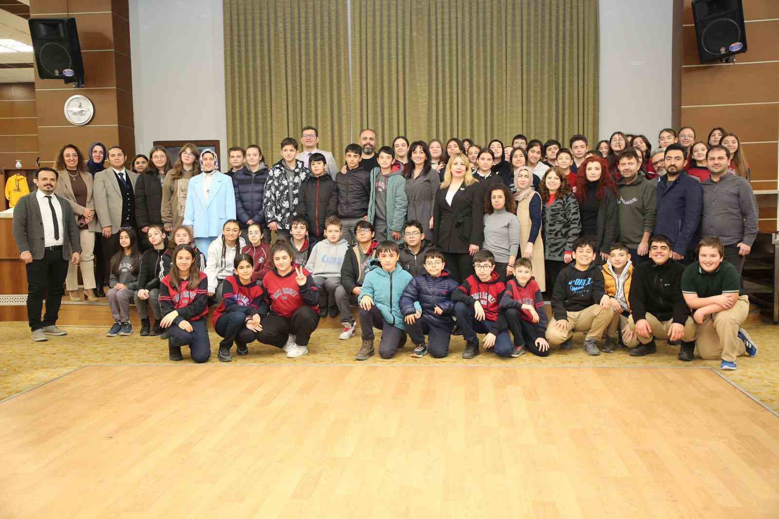 ‘Daha Sürdürülebilir Bir Gelecek İçin Küresel Sorun Odaklı STEAM Öğretimi projesi sona erdi