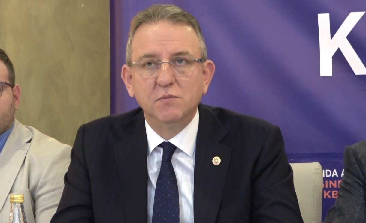 Domaniç Cezaevine mandıra projesiyle süt üreticisine ve istihdama destek