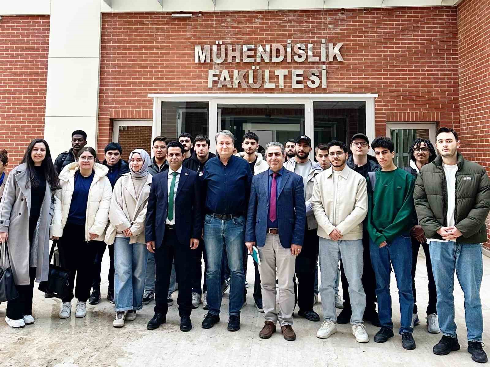 DSİ Eskişehir Bölge Müdürlüğü BŞEÜde ‘Su yapıları sunumu gerçekleştirdi