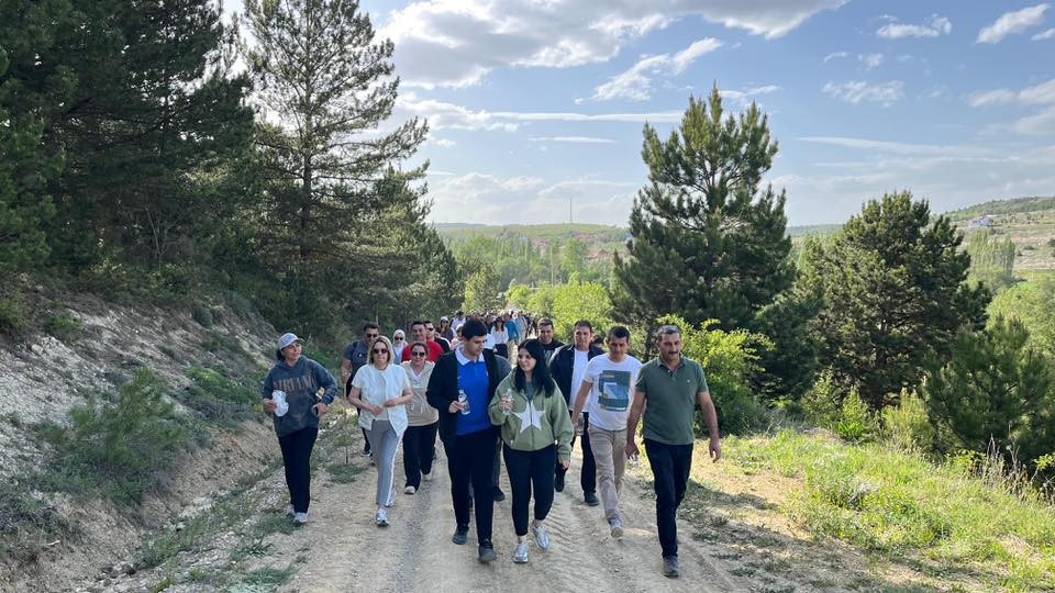 Dumlupınarda Adım Adım Sağlık yürüyüşü