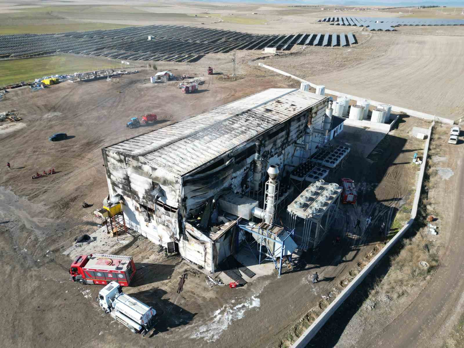 Elektrik üretim tesisinde çıkan yangın kontrol altına alındı