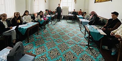 Emirdağ Kültür Evi’nde saz kursu başladı