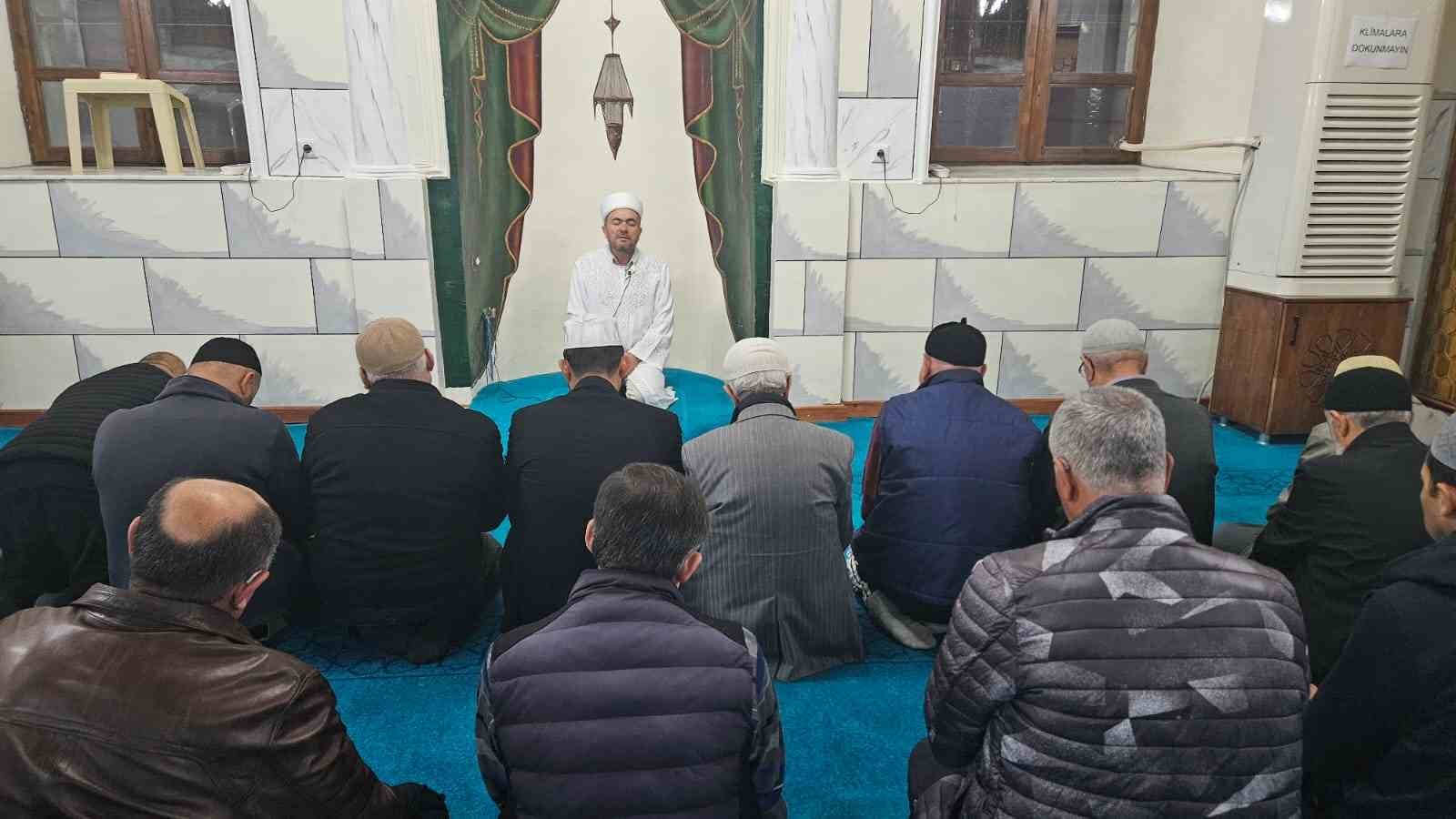 Emirdağ Müftülüğü sabah namazı buluşması düzenledi