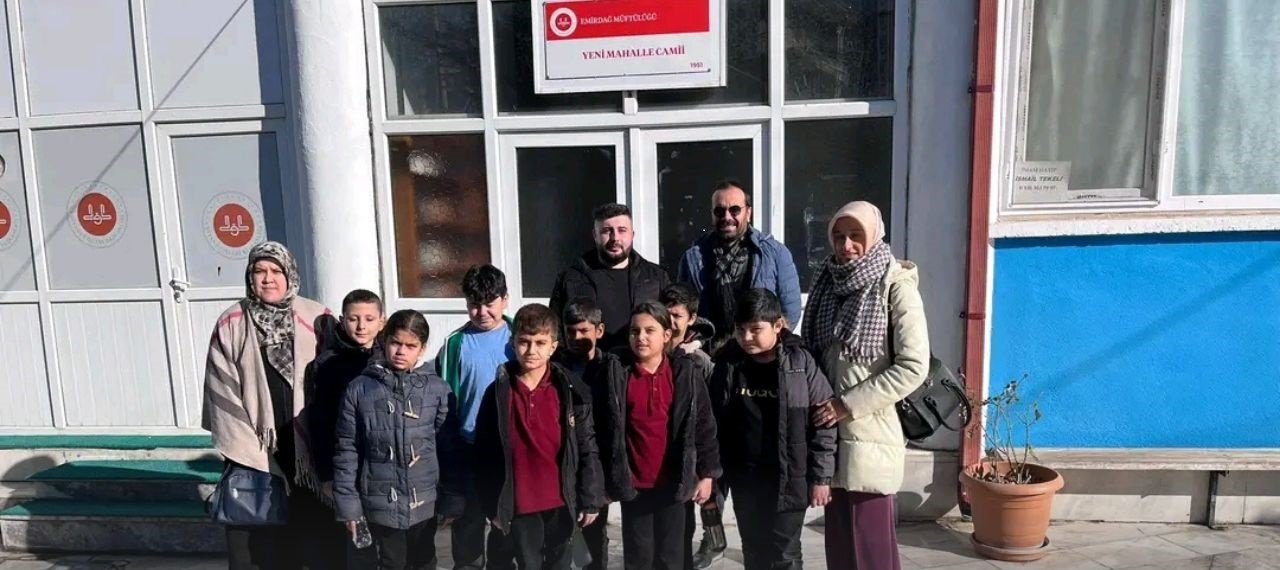 Emirdağda öğrencilerden cami ziyareti