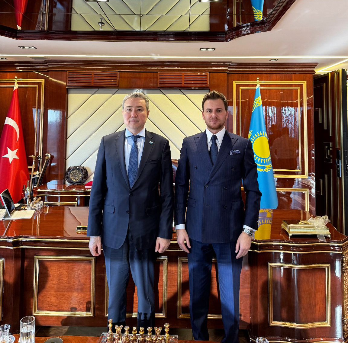 Erdoğan Yıldırım, Kazakistan Cumhuriyetinin Eskişehir Fahri Konsolosu oldu