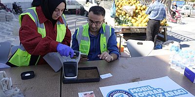 Eskişehir Büyükşehir Belediyesi, çiftçilere destek olmaya devam ediyor