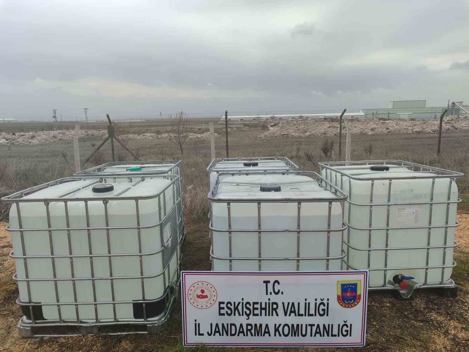 Eskişehirde 5 bin litre etil alkol geçirildi