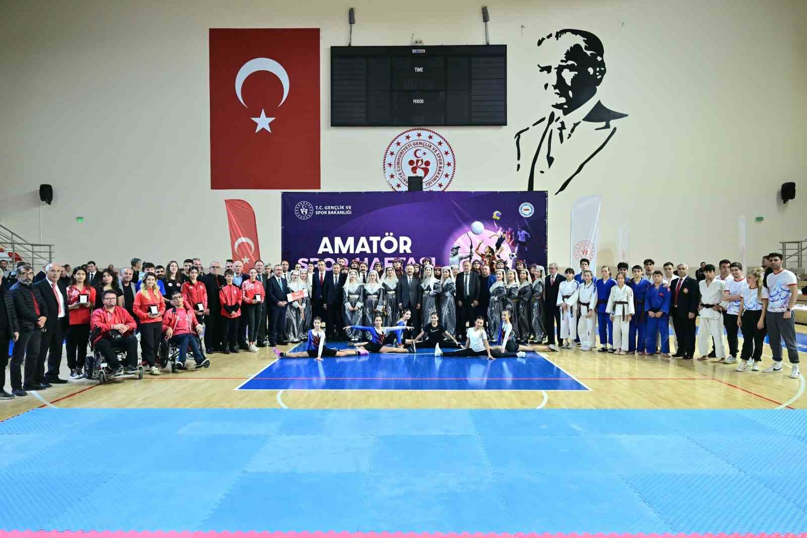 Eskişehir'de Amatör Spor Haftası açılış programı düzenlendi