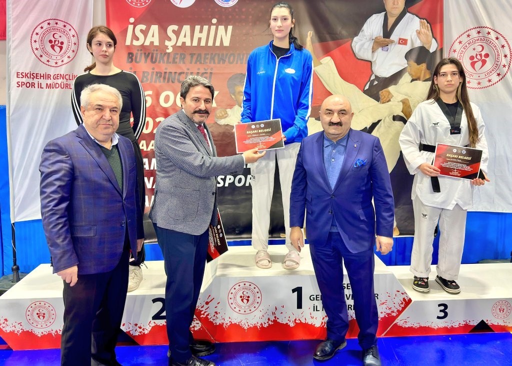 Eskişehirde Büyükler Taekwondo İl Şampiyonası düzenlendi