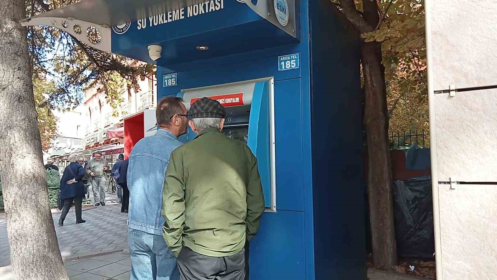 Eskişehir'de su yükleme noktaları arıza verdi, vatandaş susuz kaldı