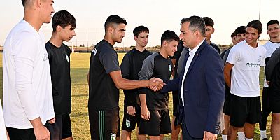 Eskişehirspor yönetiminden Manavgat Belediyespor Başkanına davet