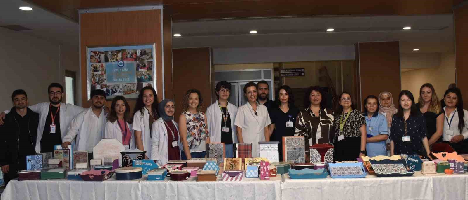 ESOGÜ Hastanesinde Uğraş Tedavisi El Sanatları sergisi açıldı