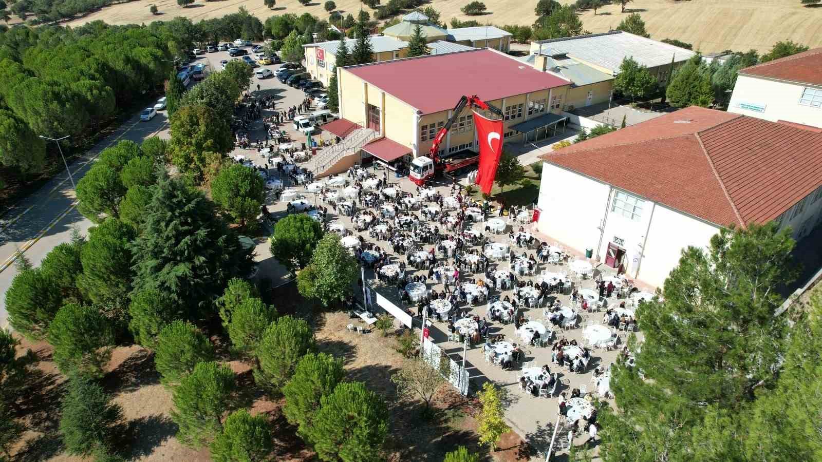 Gedizde 3. Geleneksel ‘Sizinleyiz Kahvaltısı ve Akademik Yıl Açılışı düzenlendi