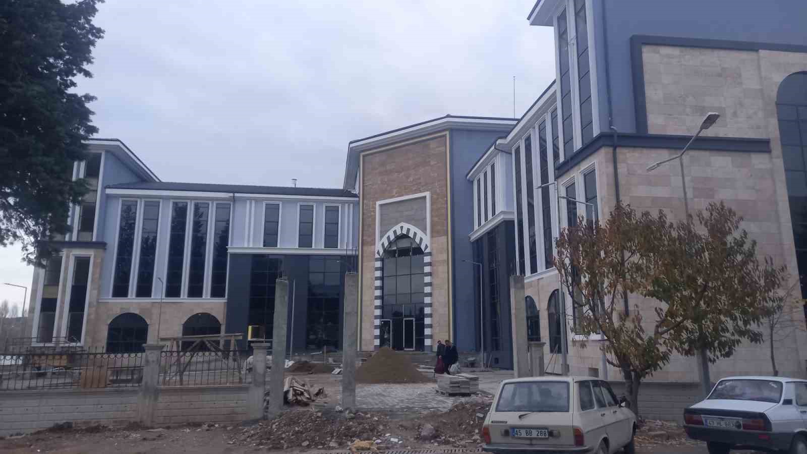 Gediz'de Hükümet Konağı ve Emniyet Müdürlüğü Binası 29 Kasımda teslim edilecek