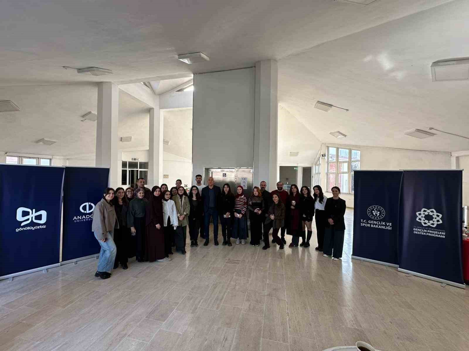 Gençler Afet Zamanlarında Dijital Gönüllülük için bir araya geldi