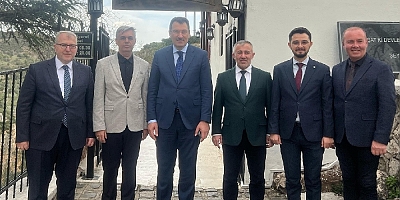 Genel Başkan Yardımcısı Yavuz, Şeyh Edebali Türbesini ziyaret etti