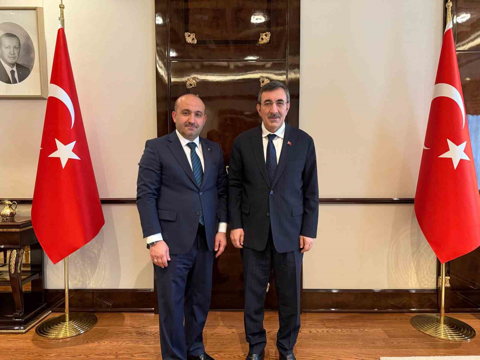Gürhan Albayrak: Gündemimiz yatırım, gündemimiz Eskişehir