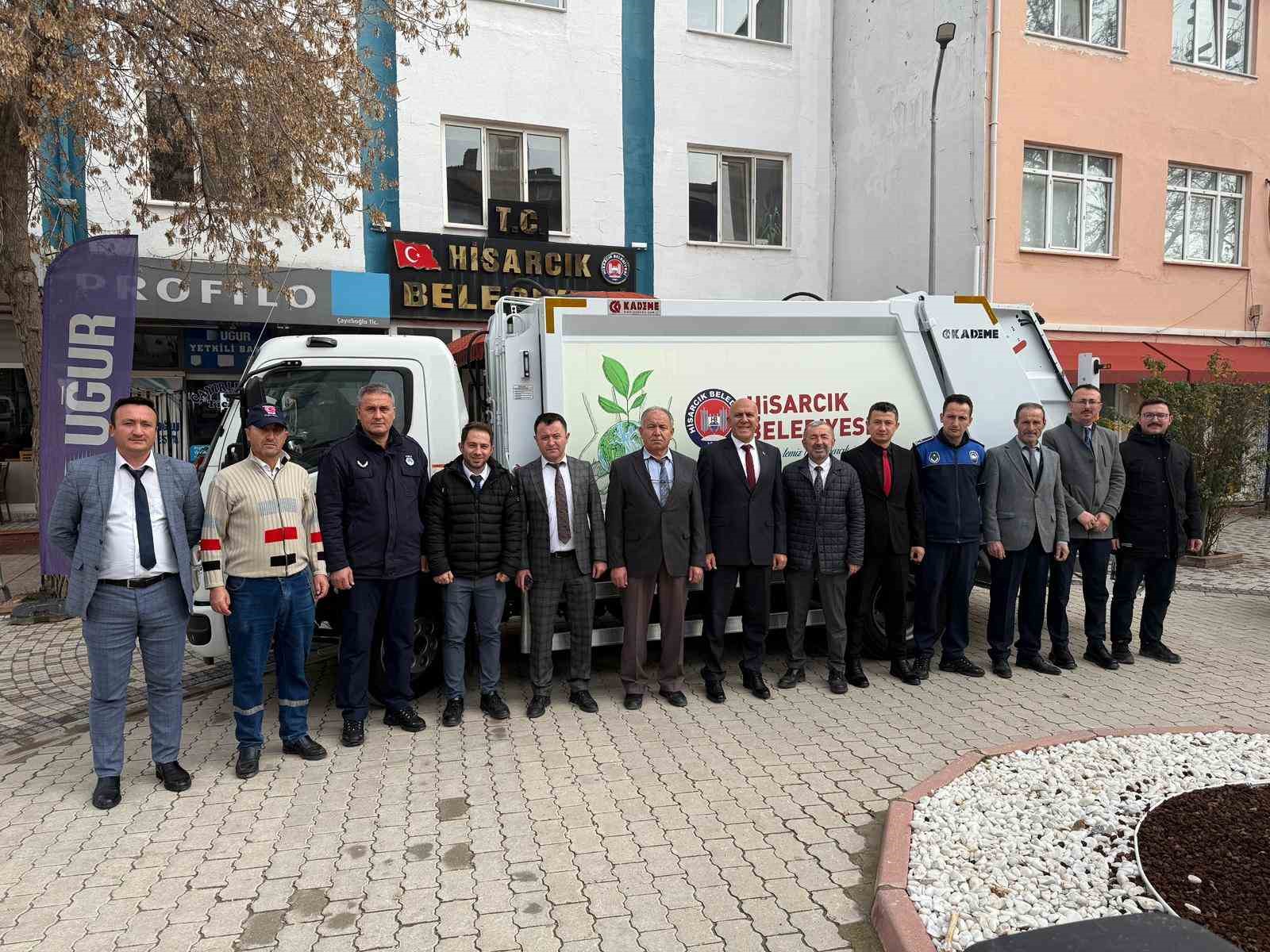 Hisarcık Belediyesine yeni çöp toplama aracı